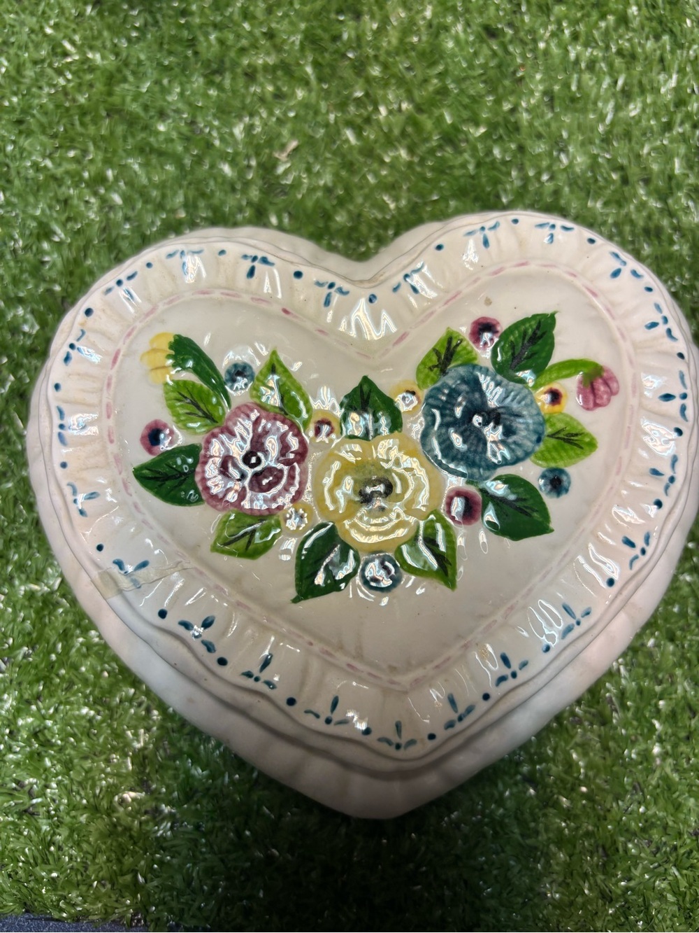 Heart-Shaped Floral Ceramic Trinket Box in Pink with Multicolor Accents